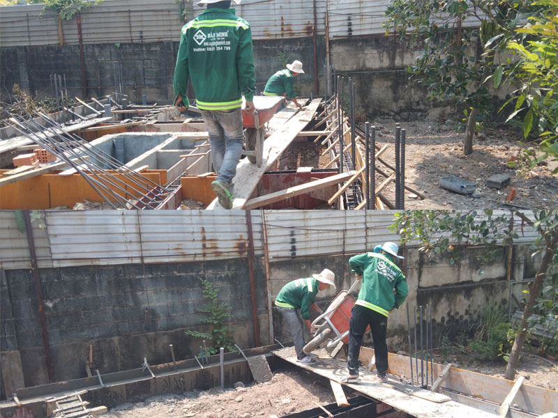Thi công đổ bê tông móng của công nhân Bảo Minh