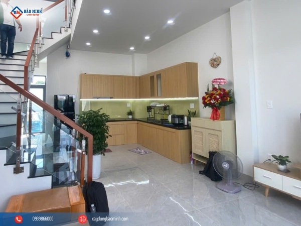 Phòng khách liền với phòng bếp