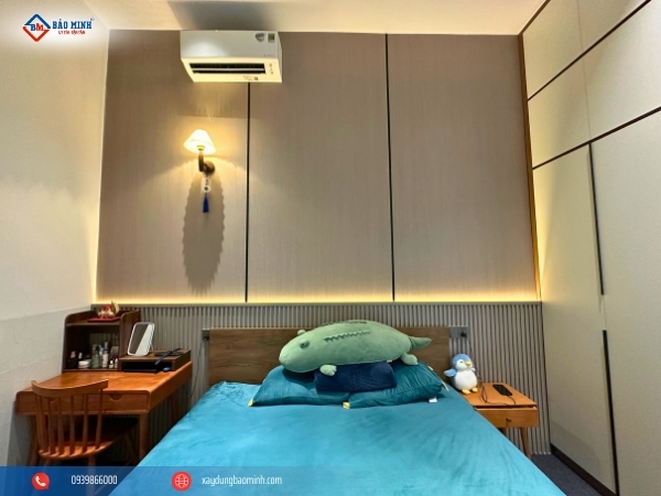 Tấm ốp than tre làm căn phòng sang trọng hơn